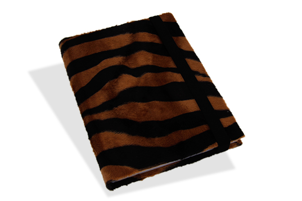 177116 BIZBOOX® Zebra Fellimitat dunkel DIN A5 BIZBOOX® Zebra Fellimitat dunkel DIN A5